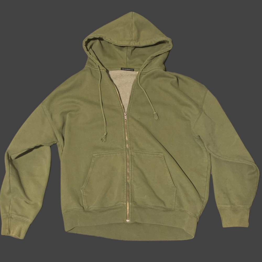 🍵 DEADSTOCK! rare brandy melville matcha green oversized christy zip-up hoodie